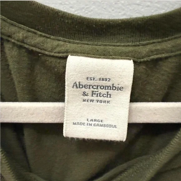 Abercrombie & Fitch Spell out vintage Olive Green Long Sleeve Tee - Picture 4 of 6
